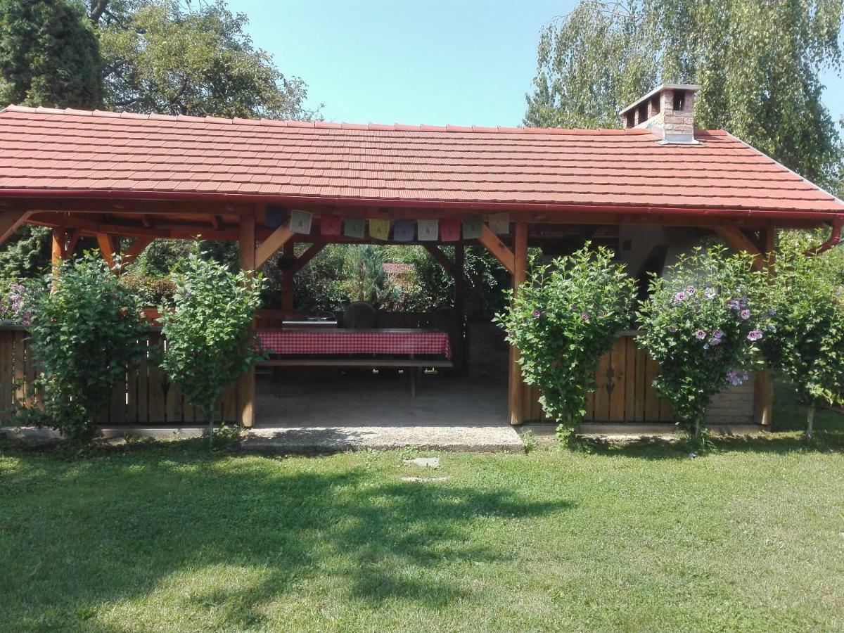 Zergeboglar Vendeghaz Villa Szilvasvarad Luaran gambar